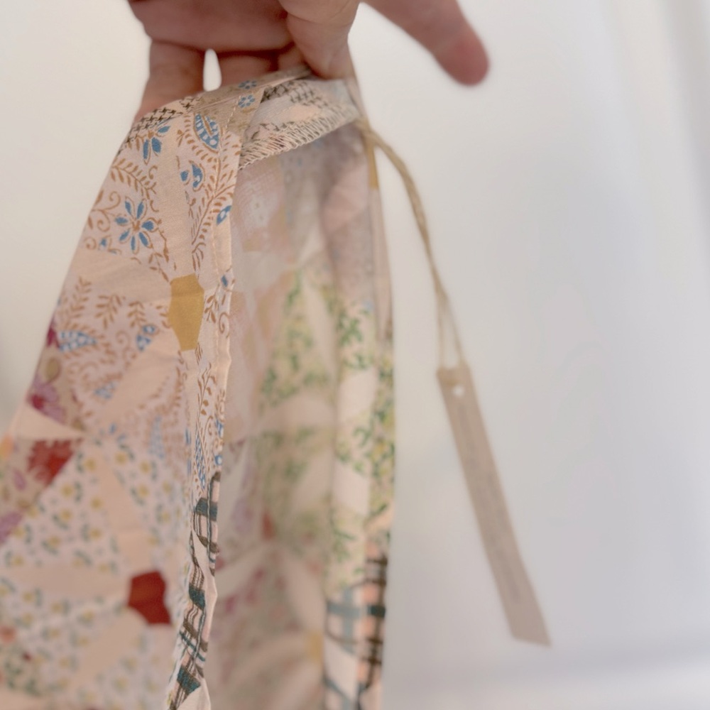 ๐จ SOLD ๐จ NWT Christy Dawn Daisy Patchwork ๐ผ Small - Picture 5 of 7
